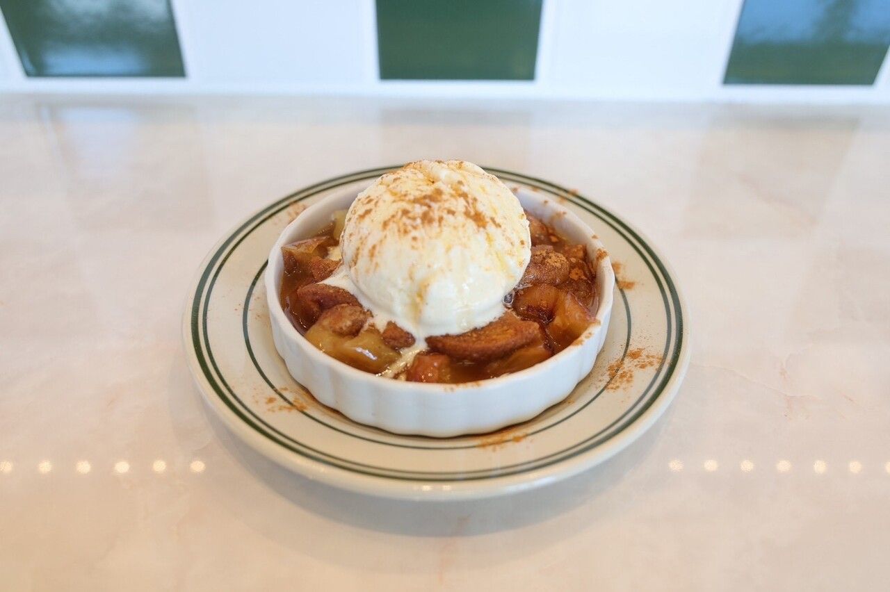 Apple Cinnamon Cobbler