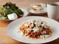 【平日限定　乾杯スパークリングワイン付き】　ランチスペシャル