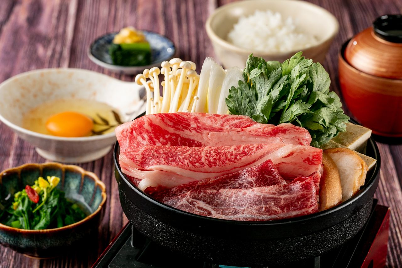 【贅沢ランチ！】黒毛和牛のすき焼き御膳〜1ドリンク付き〜 