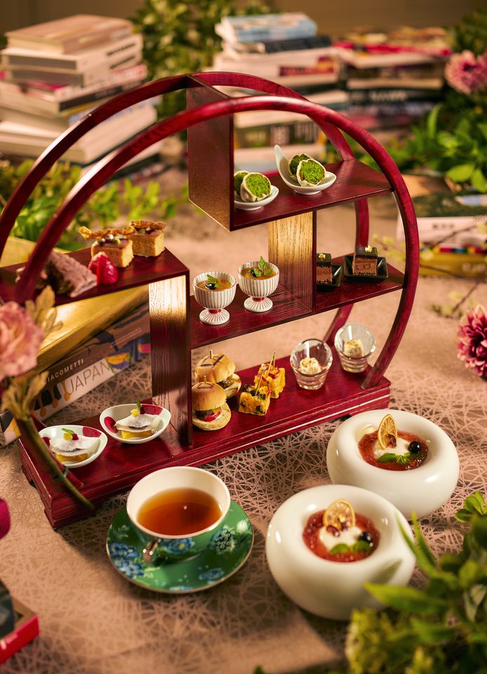 [特典付]【和洋中のスイーツ】茶葉交換ができる本のあるアフタヌーンティー＋選べる乾杯ドリンク＆プチギフト（平日個室）