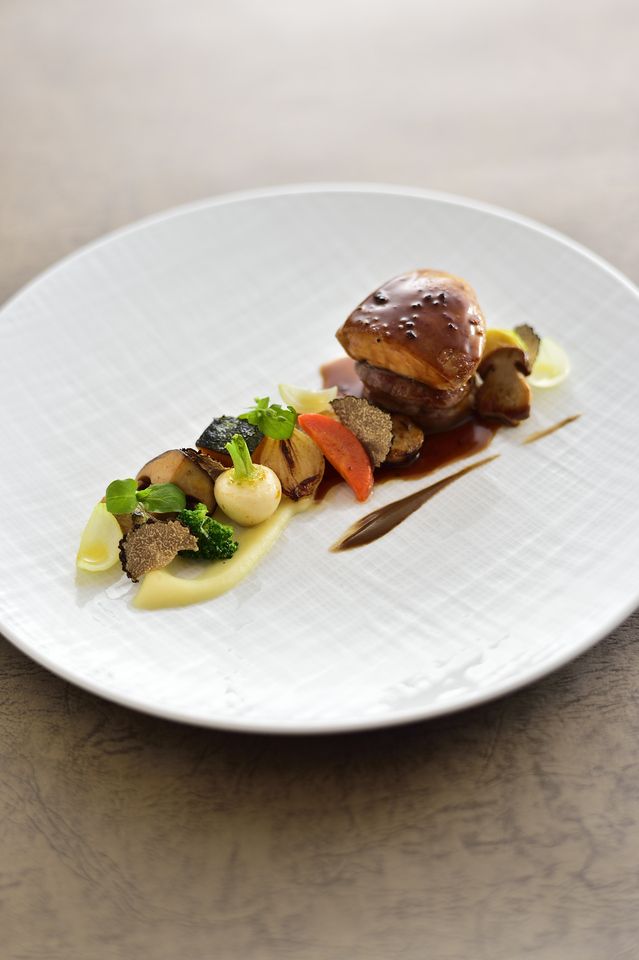 龙虾和佐贺牛排（罗西尼风格）