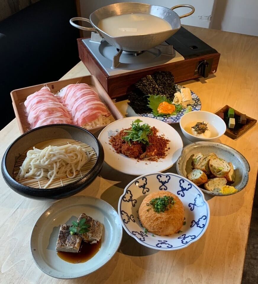 [Mihara Tofu Shop] Itoshima Pork Soy Milk Hot Pot Course