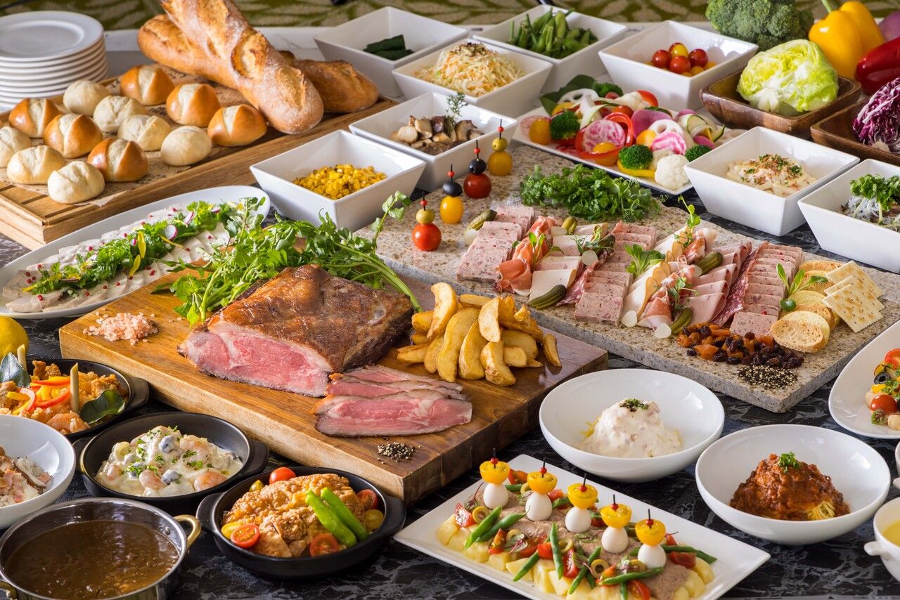 土日祝日限定ディナーブッフェ（大人）5,800円