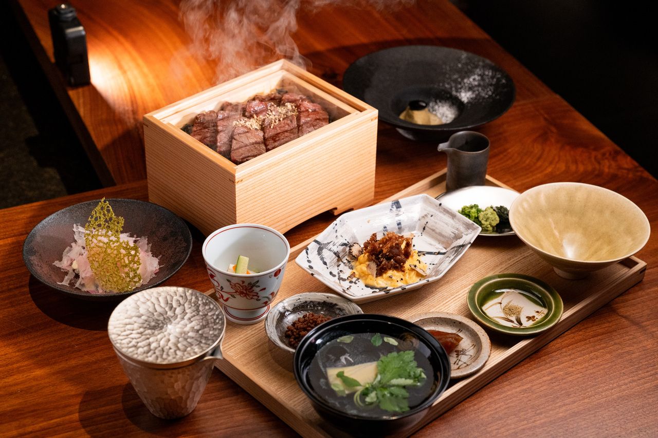 【牛まぶし御膳】うなぎ？牛？どっちがお好き？土日祝ランチ限定！ひつまぶし御膳をどうぞ！