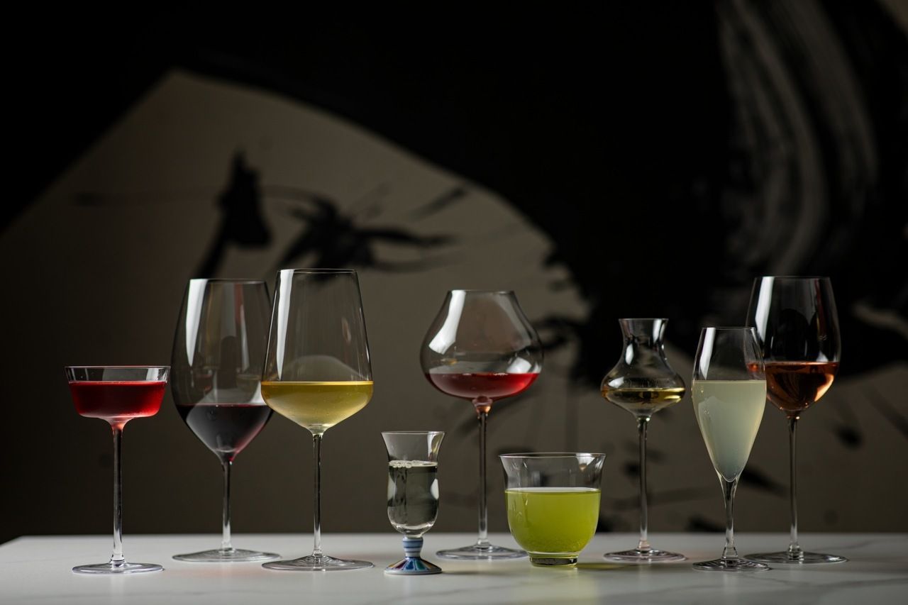 菜單「VOYAGE」共 10 道菜，包括 Praium 套餐 + 7 種葡萄酒搭配