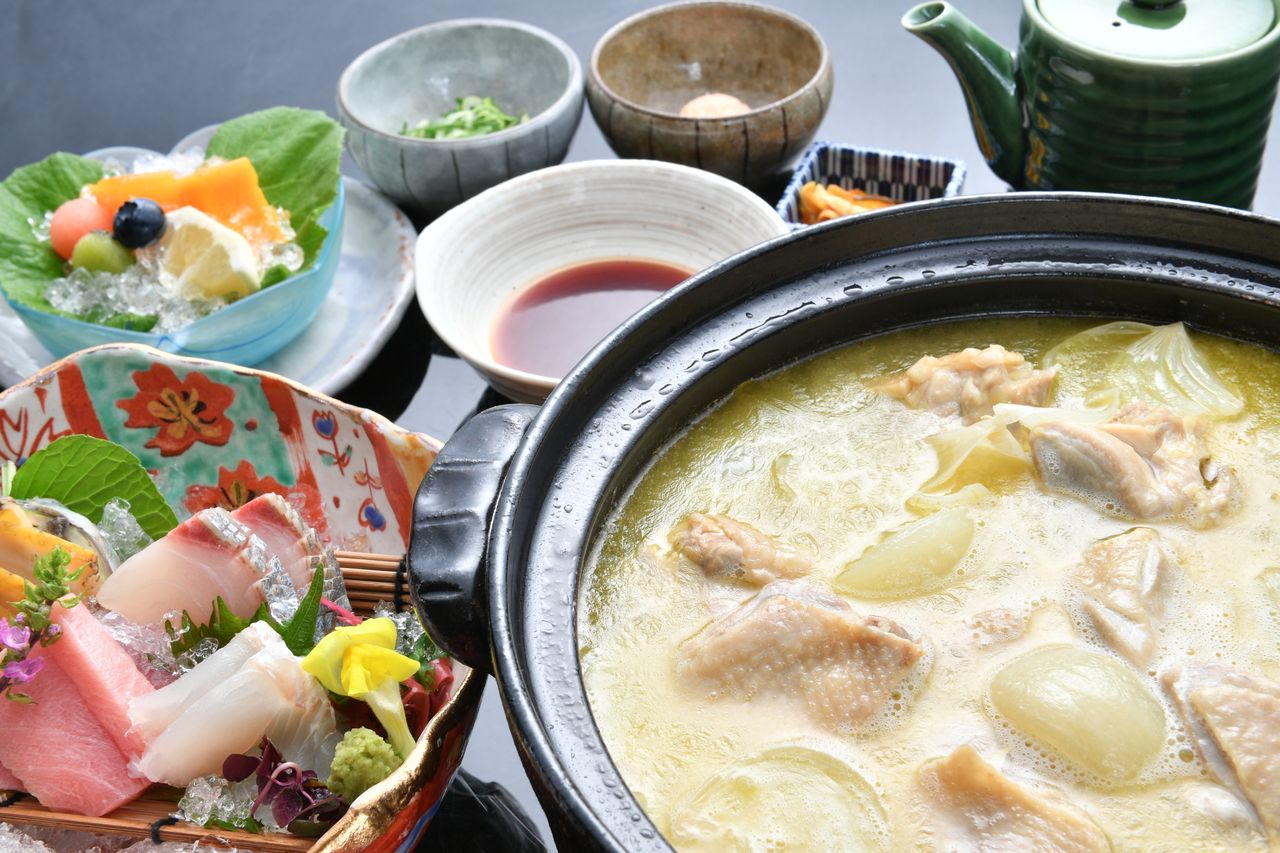 治作名物水たき会席　（税込22,000円）