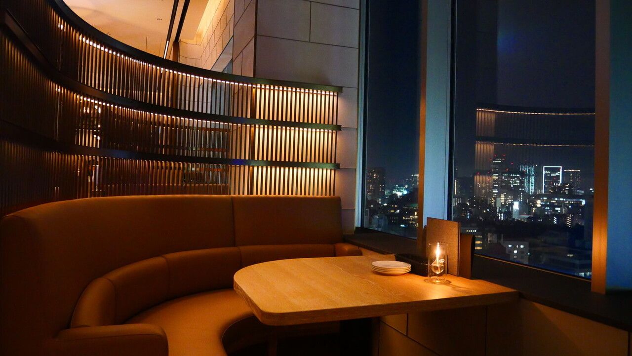 Dinner Anniversary 【Guaranteed window seat with night view】 Signature Course 6 dishes with champagne toast and anniversary cake