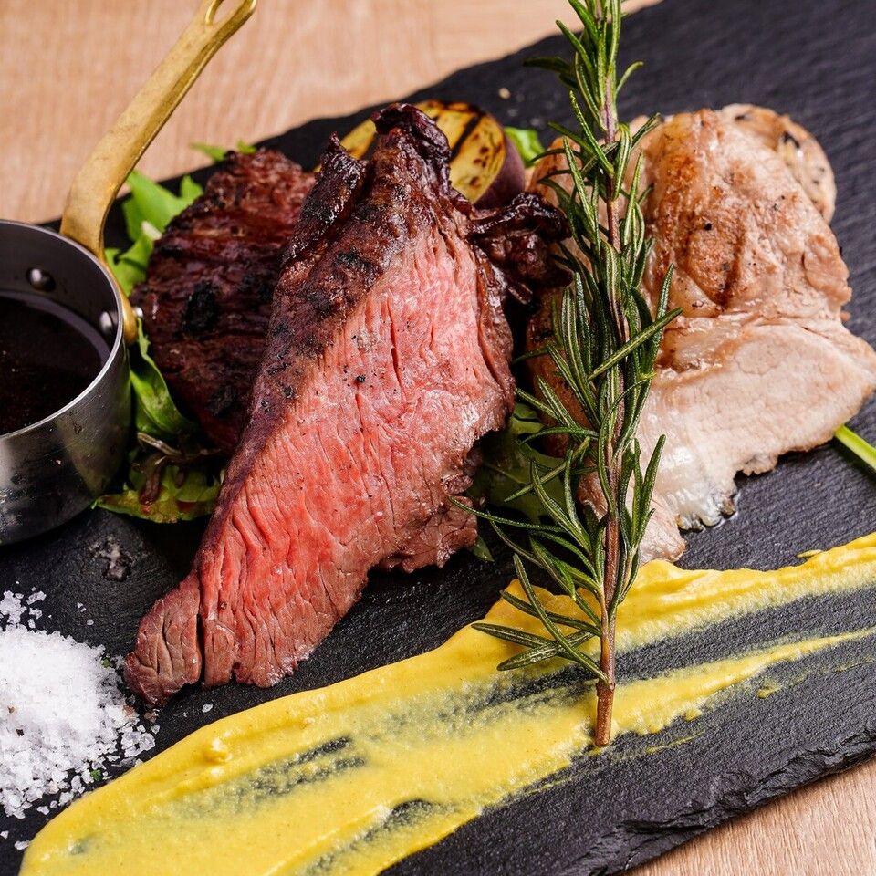 【ビジネスランチにおすすめ！】白金豚と牛もも肉のグリル ランチドリンク付き