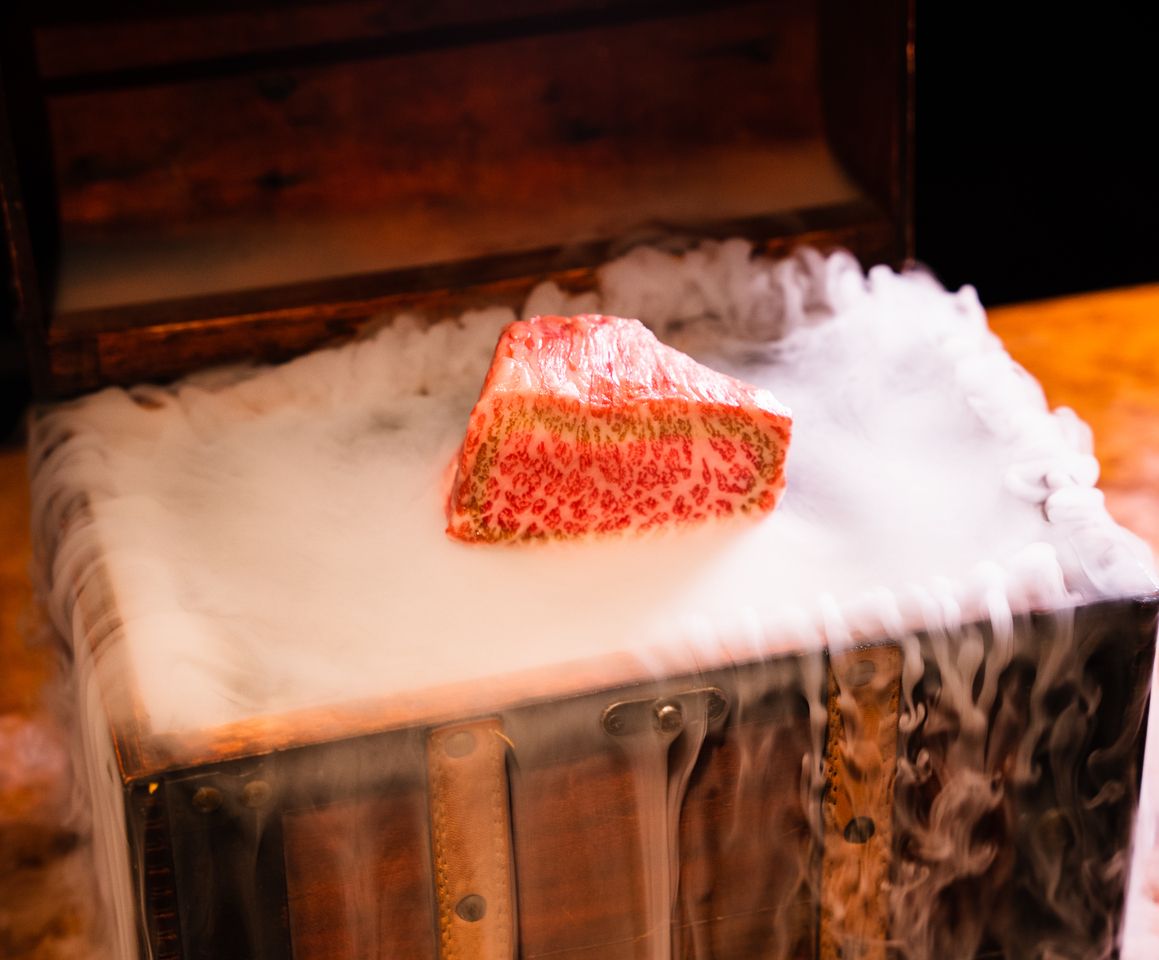 دورة ميابي - لحم بقري محلي عتيق، نضج بمرور الوقت، ذو مذاق فريد