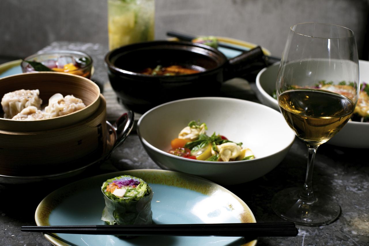 ♦♦♦ Weekend reservation only 3000 yen lunch course ♦♦♦