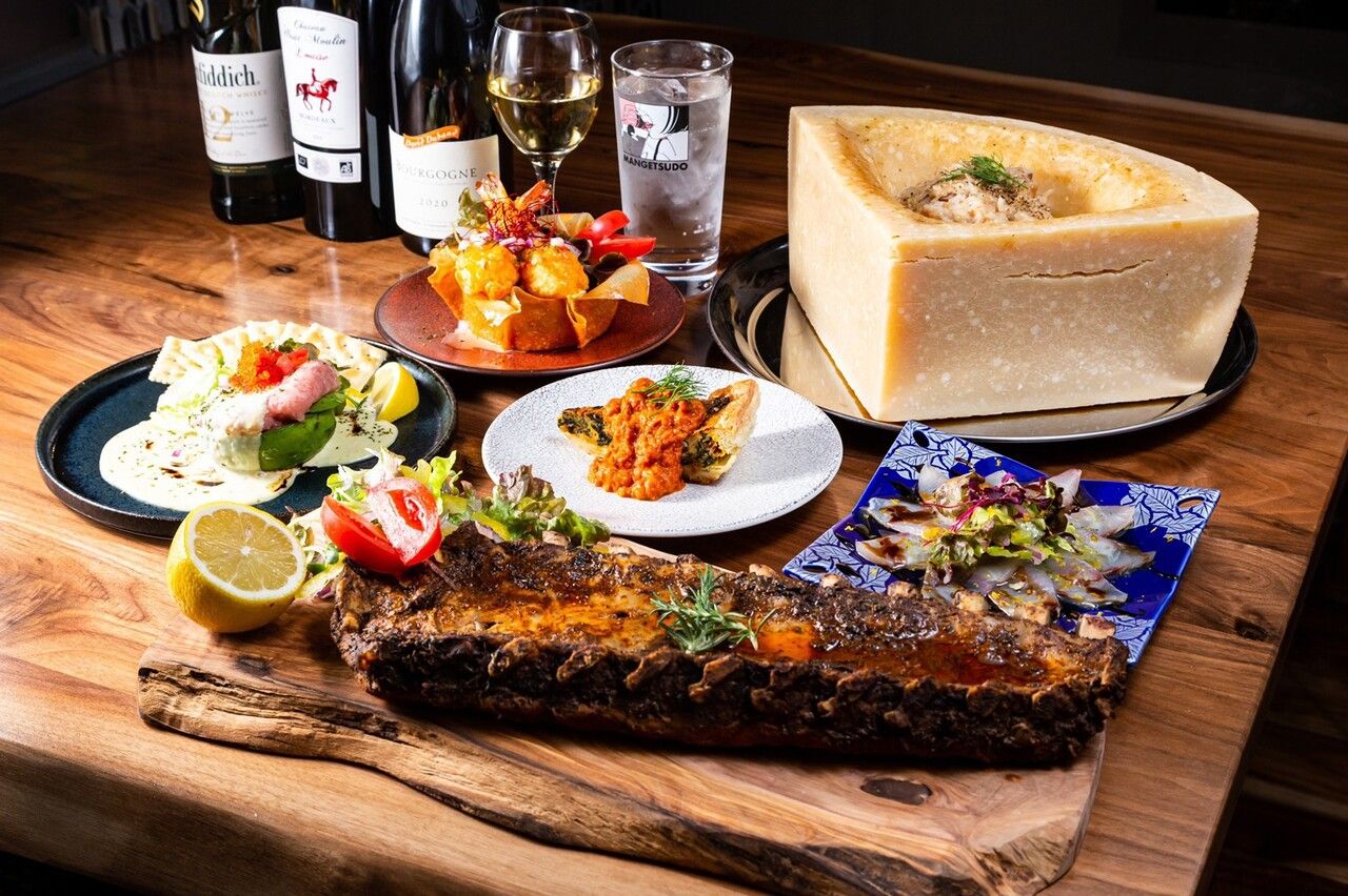 [Only for customers arriving at 5pm] 6 dishes + all-you-can-drink