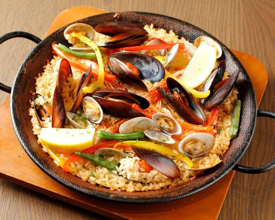 早割！【2025年Menú la pinta】鮮魚のカルパッチョやミックスパエリアなど全7皿【スパークリングワインやビールなど2時間飲み放題付き】