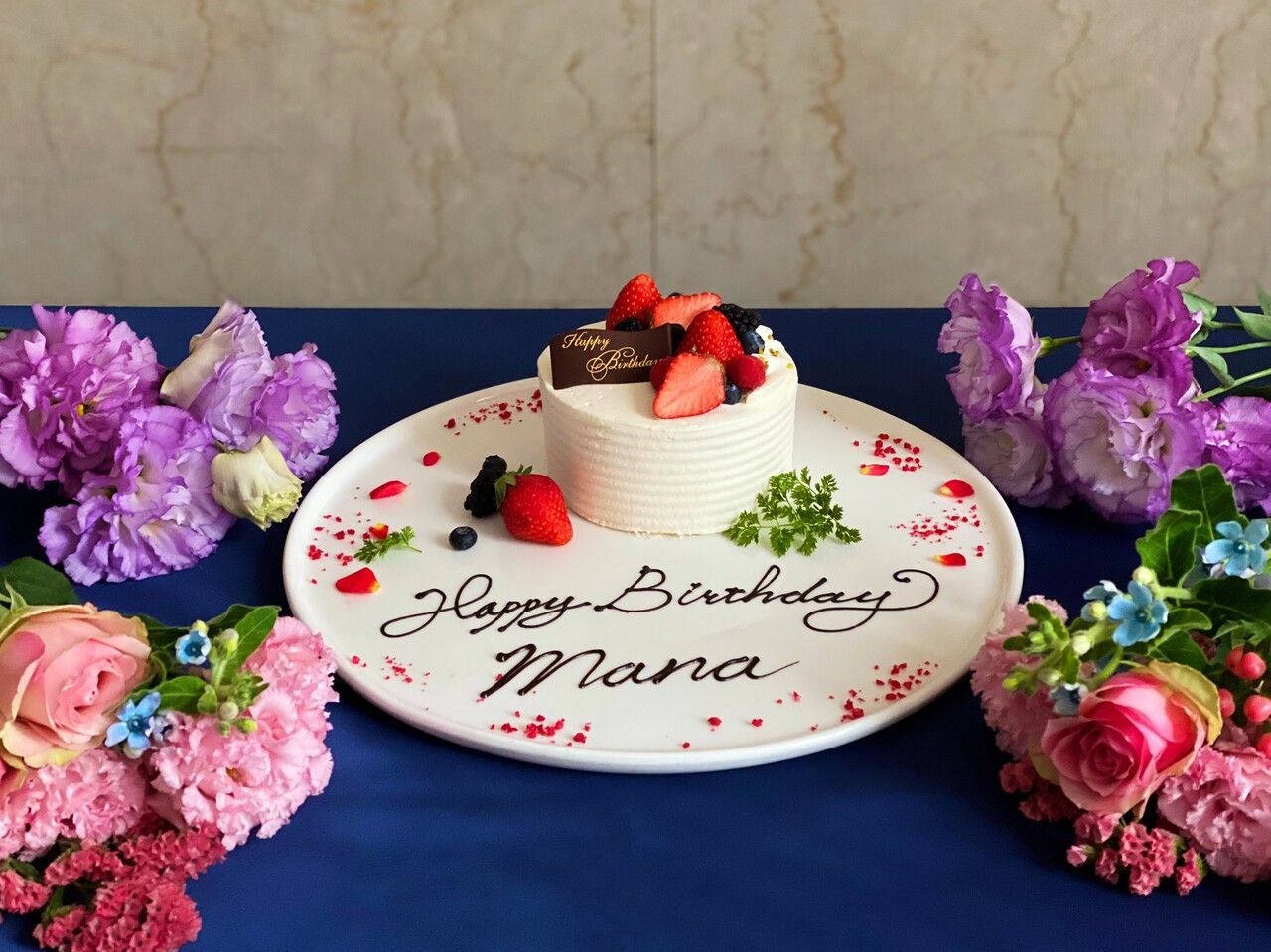 ★土日祝ランチ限定★【Anniversary Course】T-BONEステーキ＋乾杯スパークリング＆ホールケーキ付き！