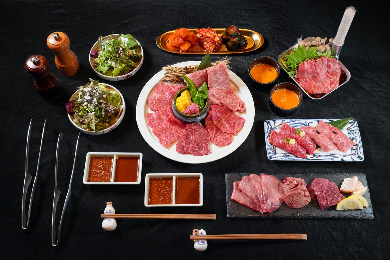 Yakiniku Chosuke Wagyu Beef All-You-Can-Drink Course (10,230 yen)