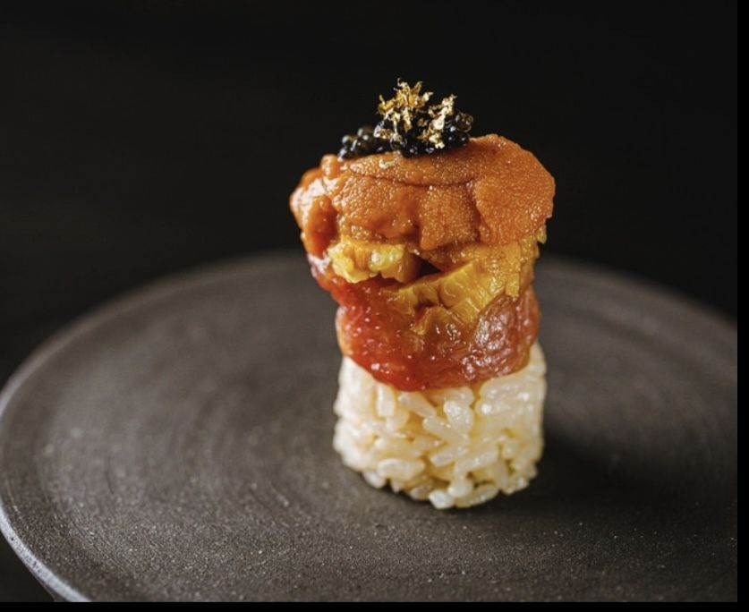 Friday, Saturday, Sunday, and National Holidays Only 【Sushi Yon Lunch Course 9,900 yen】