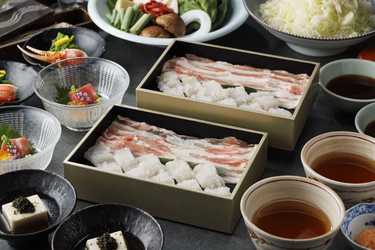 5月19日起：【夏季限定】鰻魚及精選豬肉高湯涮涮懷石料理套餐