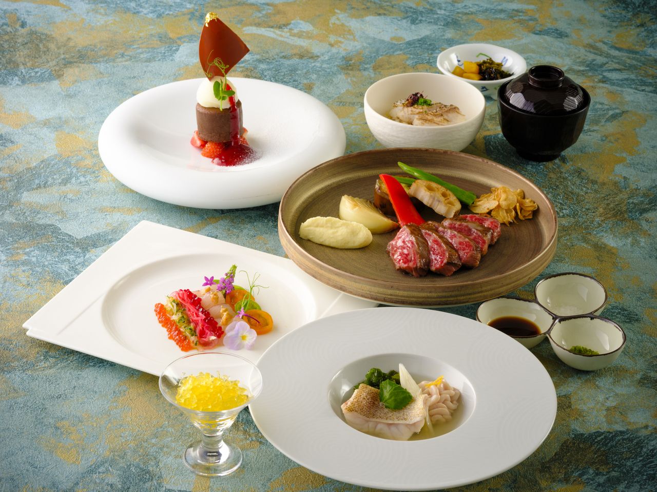 Ajisai　15,000円(12/1～)