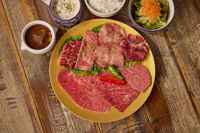 Triple Yukhoe & Gorgeous Yakiniku Lunch