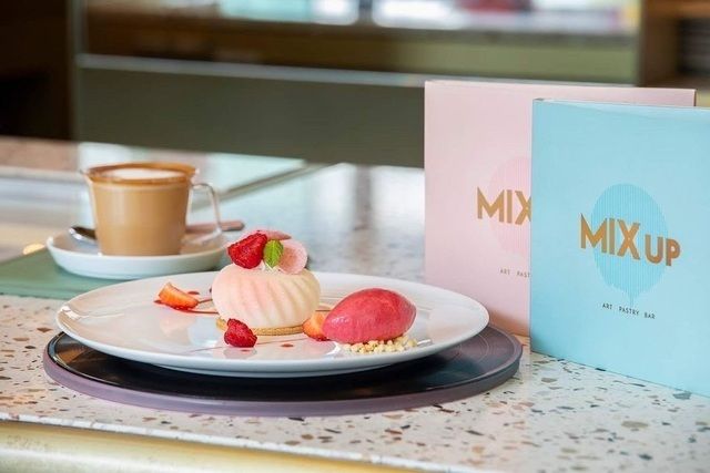 【平日】CAKE SET (ケーキ+ドリンク)