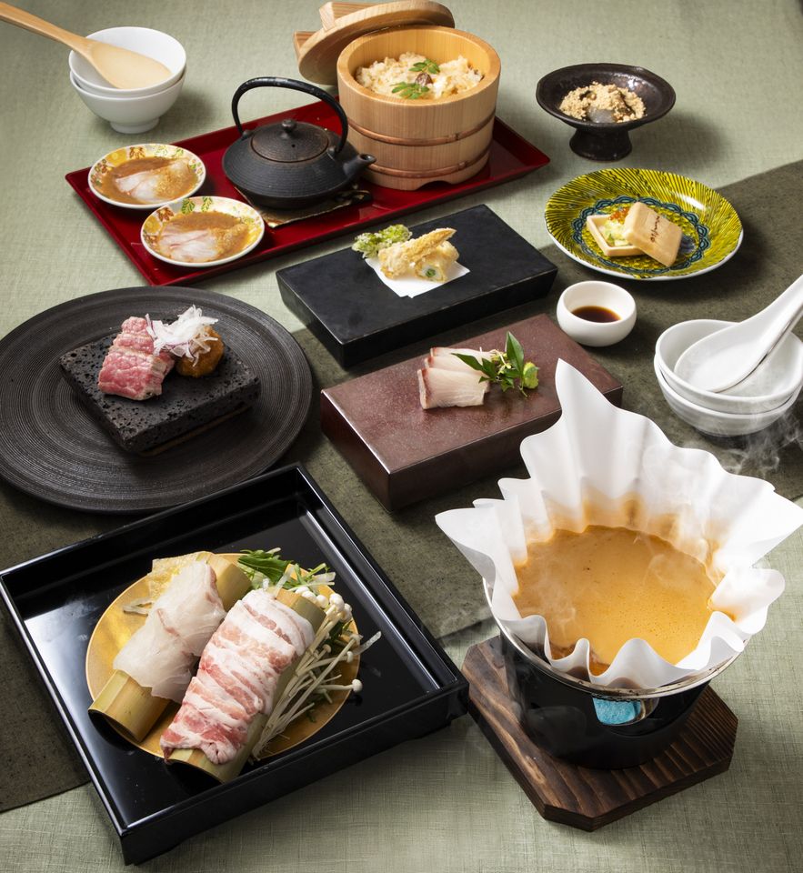 [Tugahi Course] "Small pot of sakura sea bream and new bamboo shoots shabu-shabu, sea bream rice with hitsumabushi, and black beef steak" (weekdays 4,400 yen, weekends and holidays 4,800 yen)