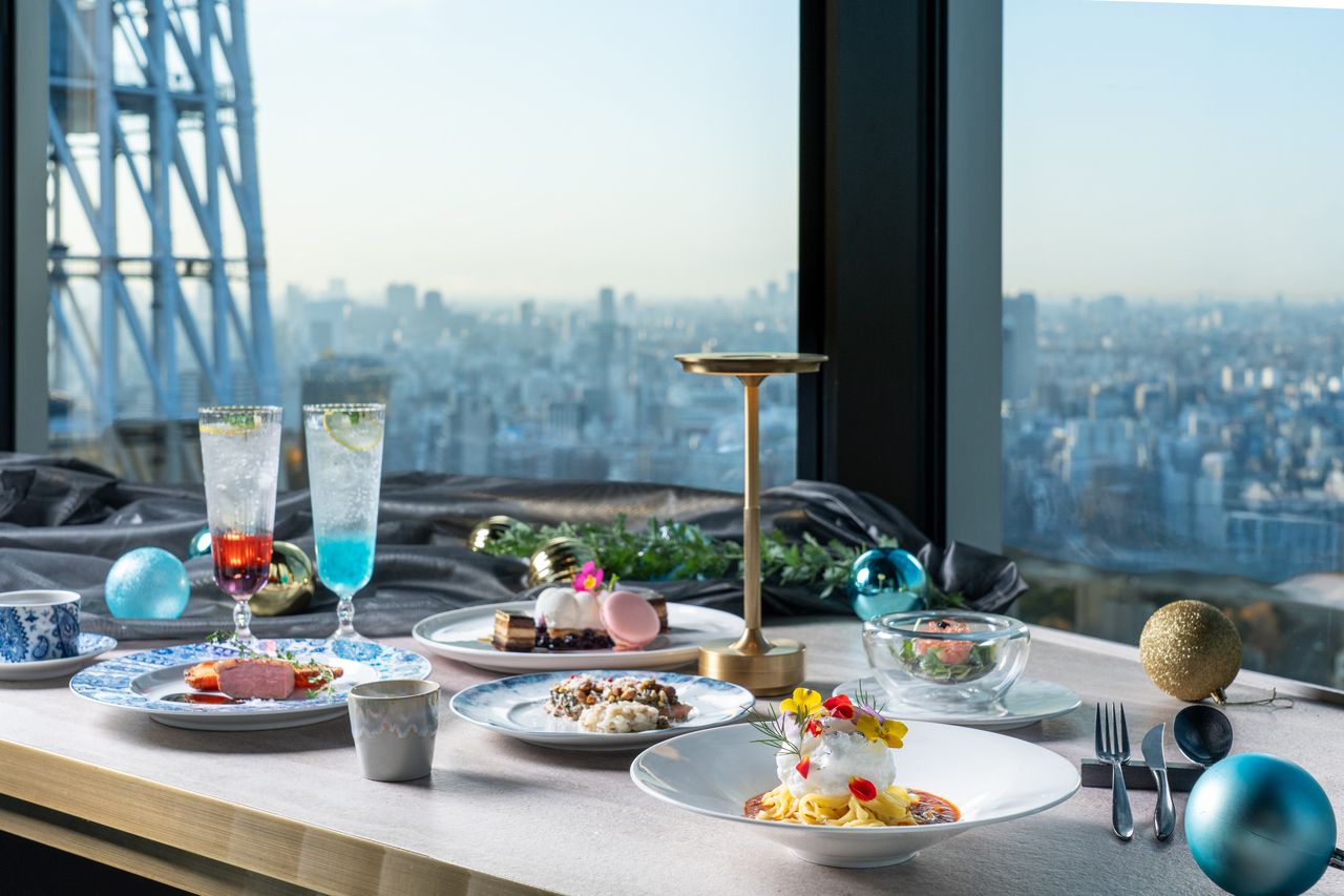 [Guaranteed window seating for an anniversary lunch] ~ Solairo anniversary lunch course ~ Includes anniversary cake and a toast of sparkling wine