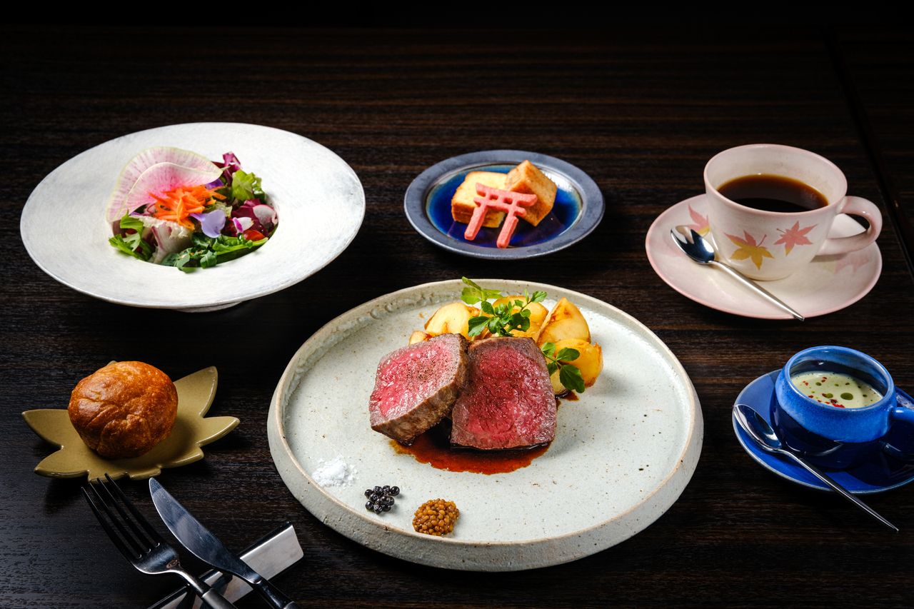 Hiroshima Beef Thigh Steak Course【¥5,500】 