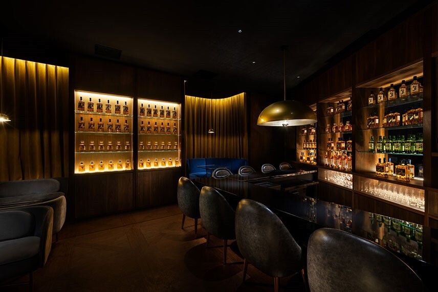 [TRAD Bar Sofa Seat Reserved "Extreme"] Exquisite space & exquisite steak platter & 120 minutes of free premium drinks including the world's top 5 whiskies