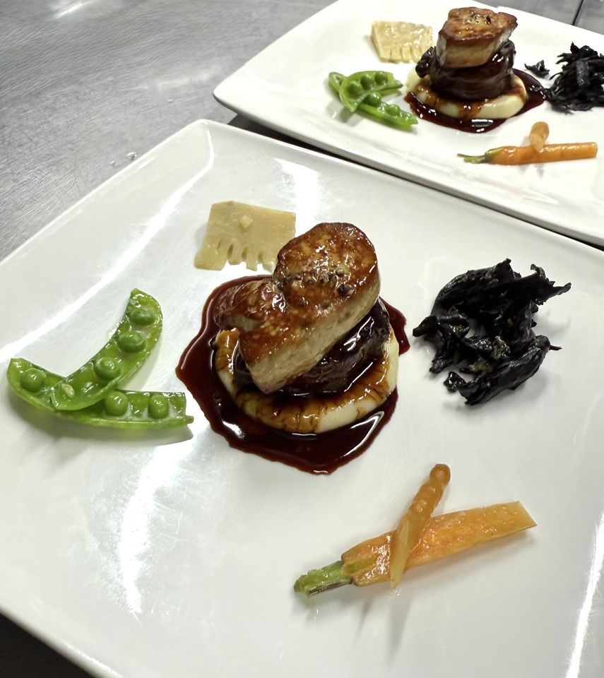 [Reservation only] Beef fillet & lobster course (for 2 people)