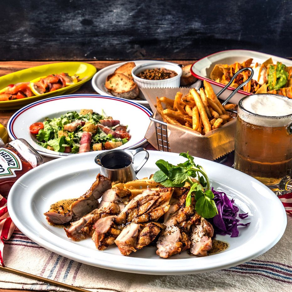 No.1 Favorite — 7-Course Selection Featuring Jerk Chicken and Our Popular Mini Burgers