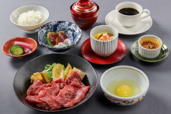 Shiraoi beef sukiyaki-style simmered dish set