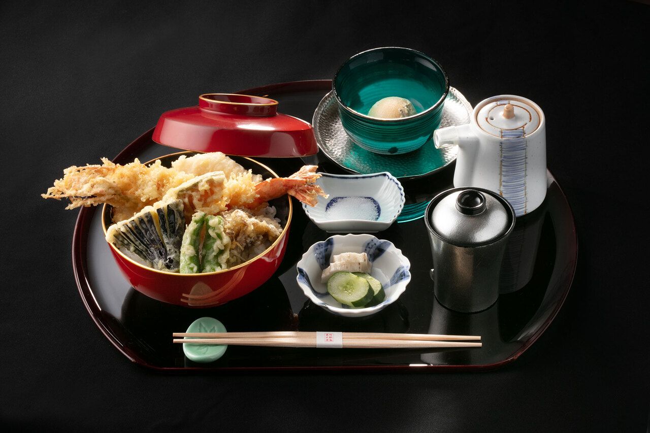 【平日限定ランチ　呉竹】大海老天丼御膳