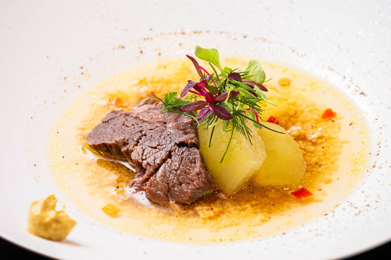 お正月LUNCH COURSE ¥8000　1月2日から1月4日まで