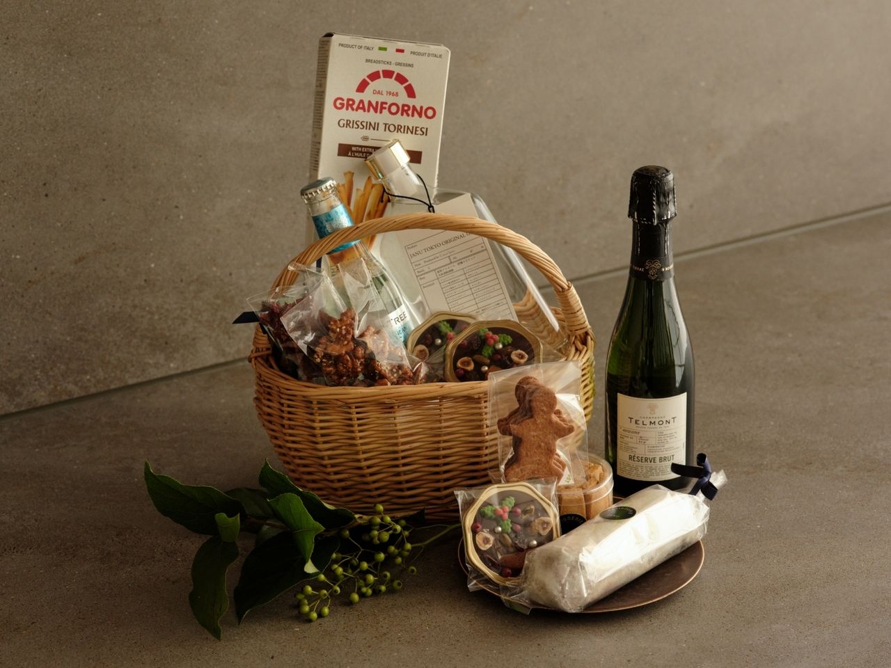 【Seasonal Offer】Holiday Hamper (Takeout)