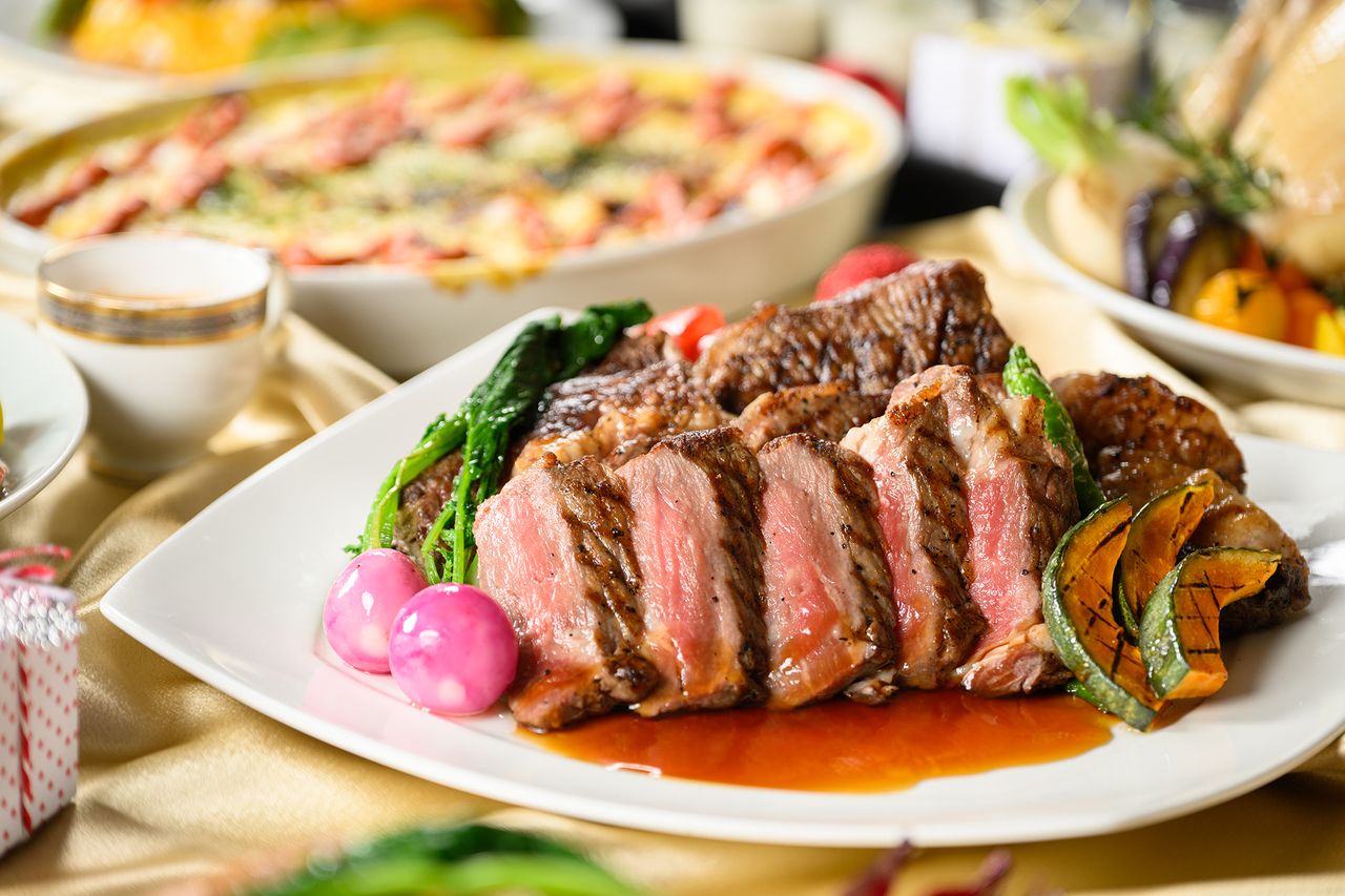 ★Christmas Dinner「Buffet de Noël ~聖夜~」北海道産牛ステーキ&和牛ローストビーフ!ペストリーシェフ特製ケーキも好きなだけ!!<12/24・25>