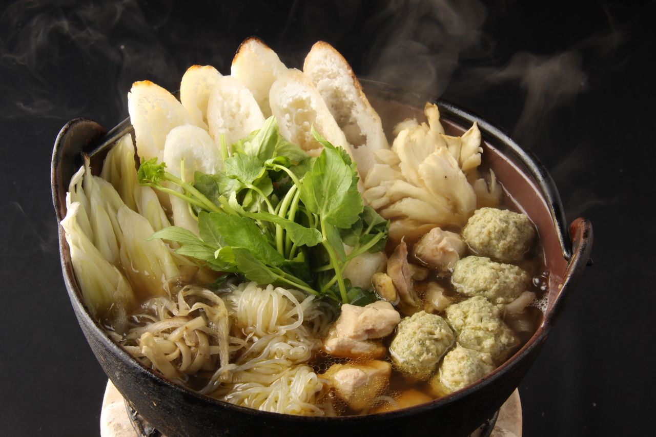 ≪2小时无限畅饮≫ 烤鸡肉套餐“花”～享用比内鸡～