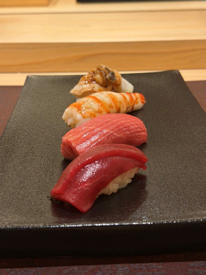 [Dinner] Nigiri sushi course starts at 6pm