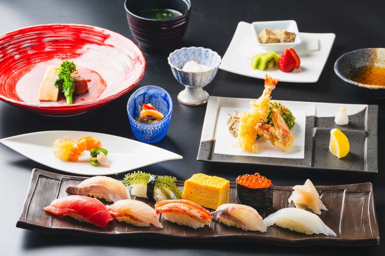 【1/5～】オンライン限定　寿司会席＋ホテルオリジナルカクテル付き