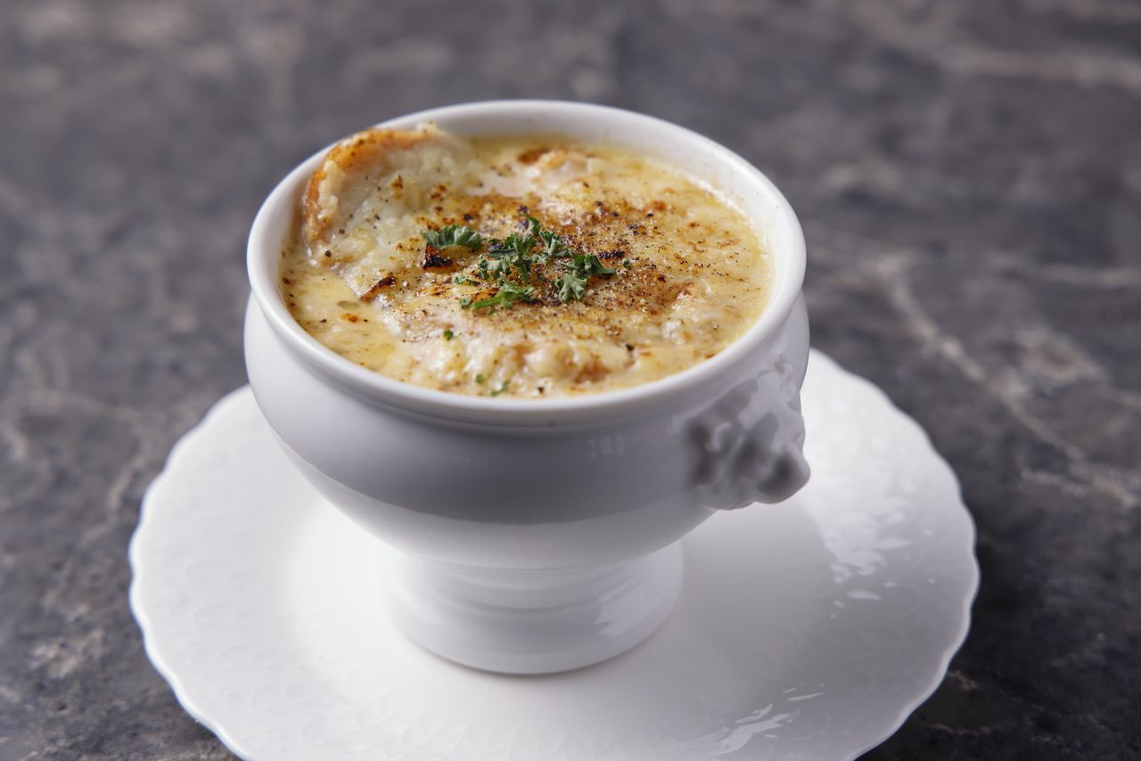 「2026 ランチ 3品コース：ツール・ド・フランス」選べる前菜＆メイン・デザート