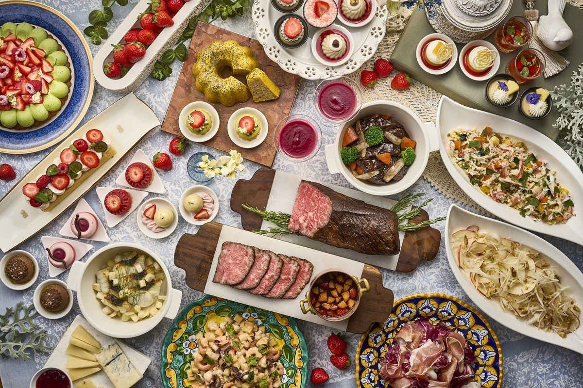 【ランチブッフェ】ウィンターストロベリー　～コーヒー、紅茶のみ～〈平日〉