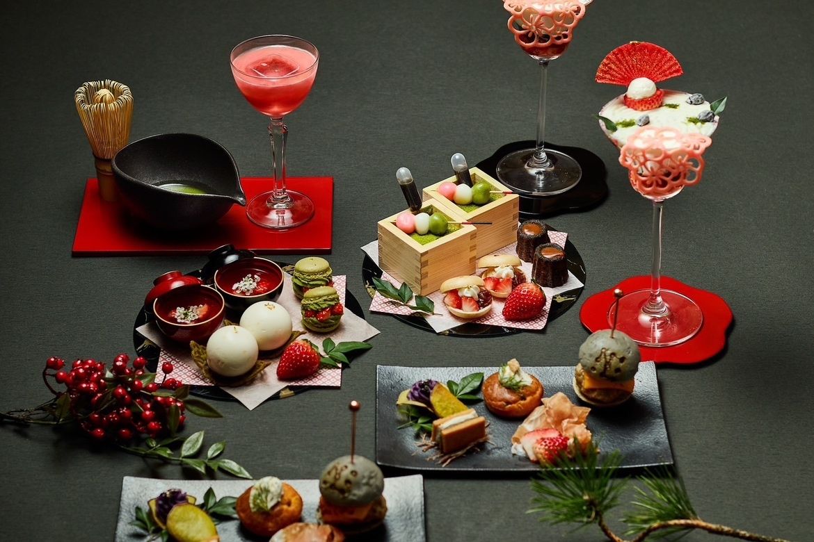 【平日ディナータイム】新春和苺アフタヌーンティー