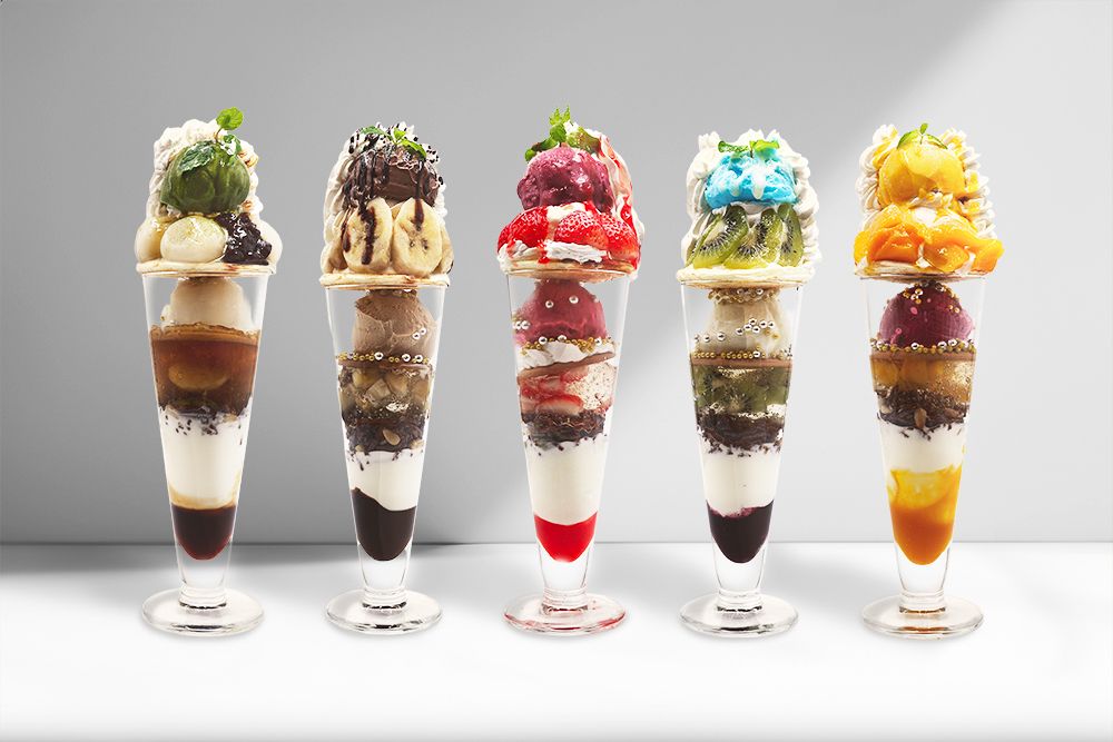 Custom-made parfait + drink