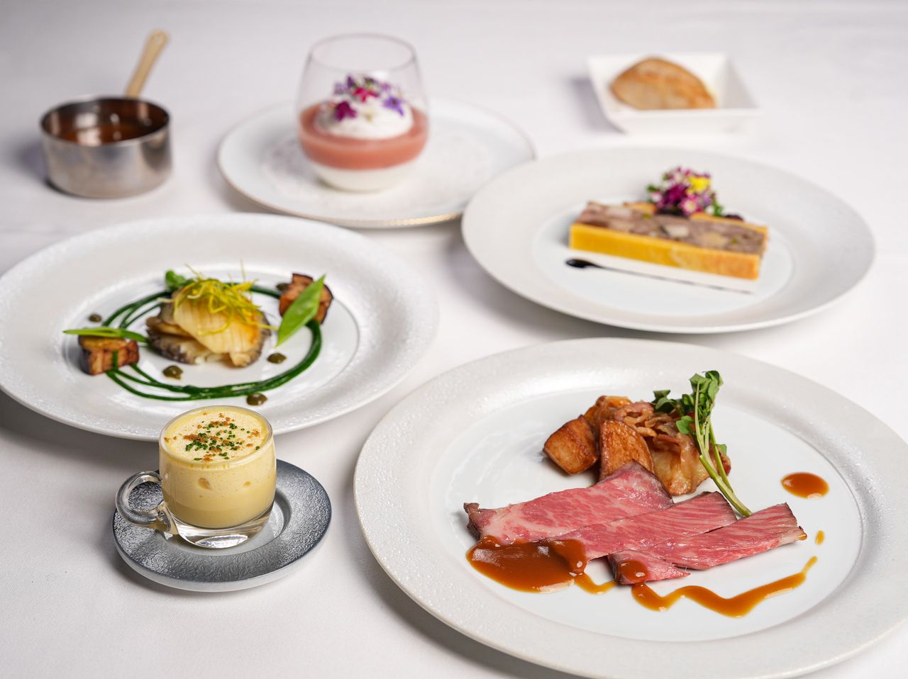 庭園席にて「ローストビーフコース」