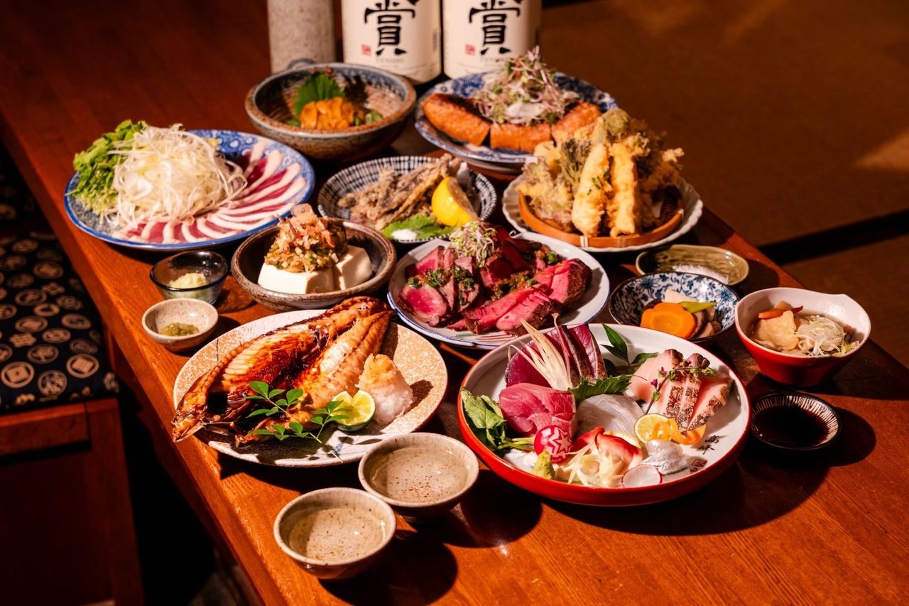 【标准】东北地方料理炉端烧标准套餐，共9道菜，仅需4500日元（含税）