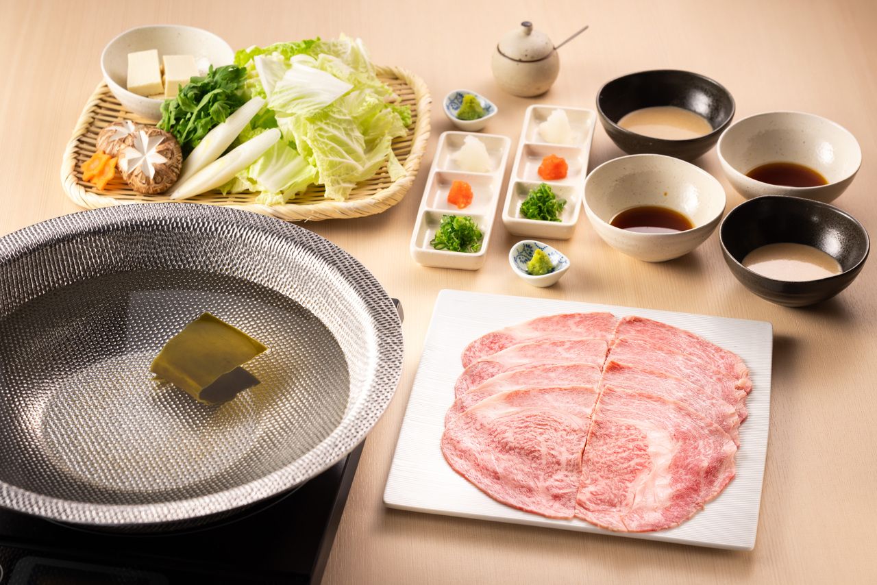 जापानी ब्लैक वाग्यू बीफ़ व्यंजन