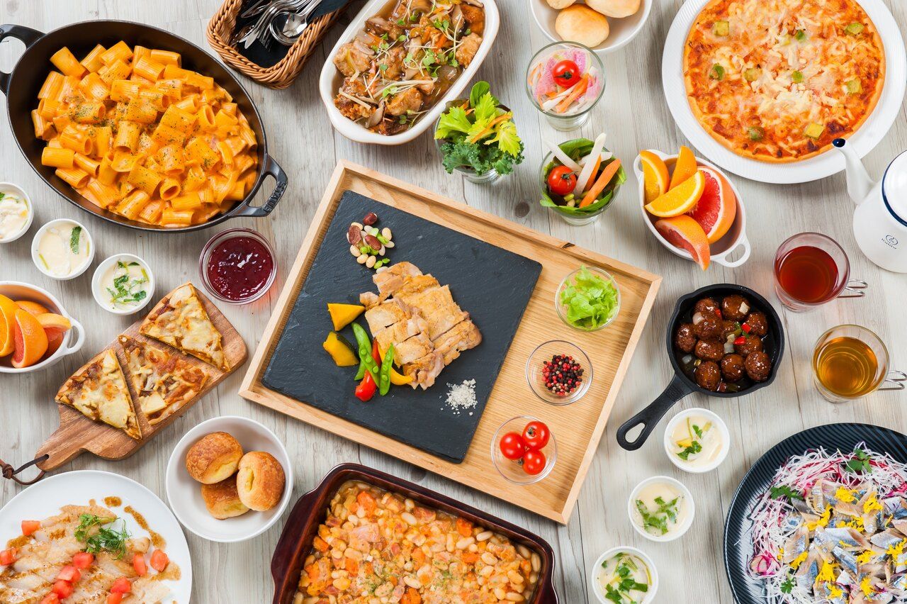 [Senior Citizens 65 and Over (Special Pre-Payment Rate)] Lunch Buffet
