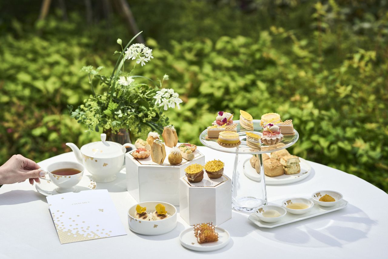 Bee de Chaumet Afternoon Tea