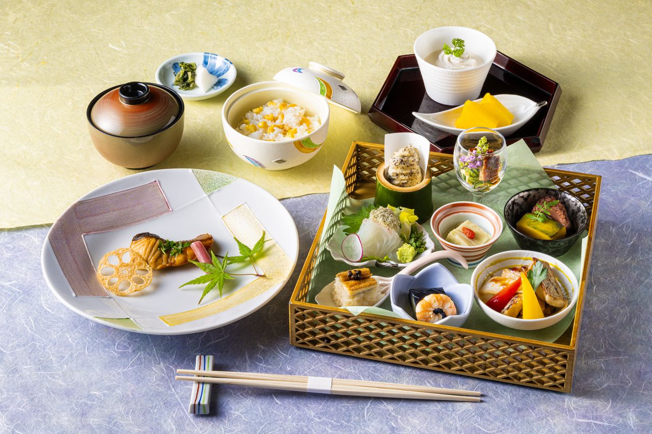 彩遊膳