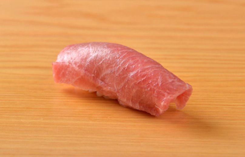 Seasonal Omakase of Nigiri and Delicacies by Chef Daigo Sakai　Lunch①　¥44,000+ (tax included)