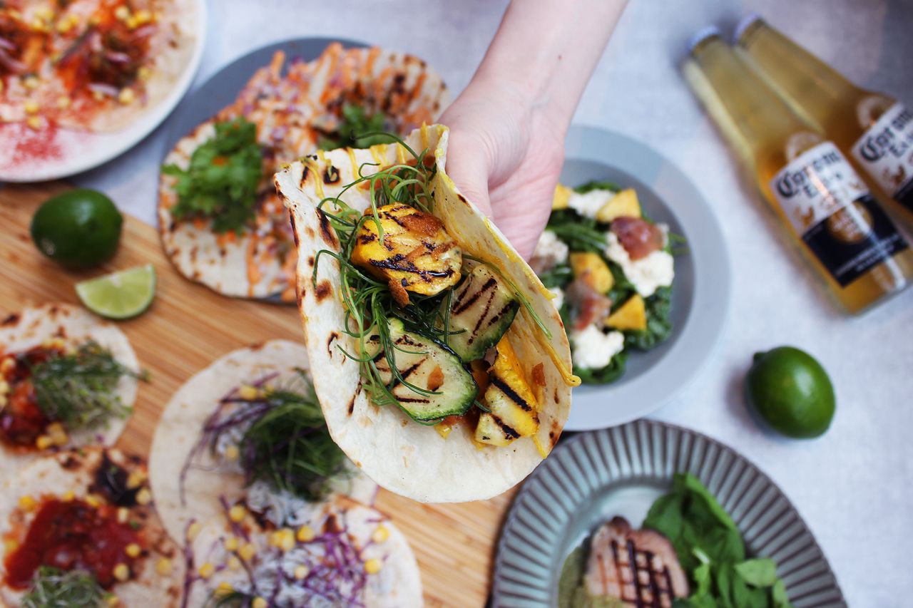 [In-store seating 2026 Mexican BEER GARDEN] All-you-can-eat 6 types of tacos + 2 hours of all-you-can-drink