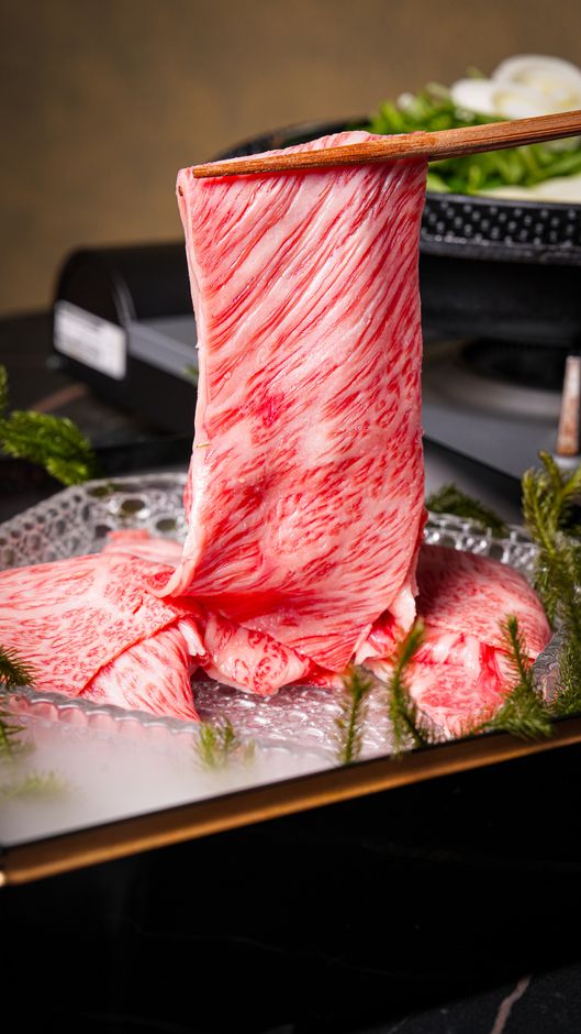 [Lunch Only] A5 Grade Certified Omi Beef Shabu-Shabu Set